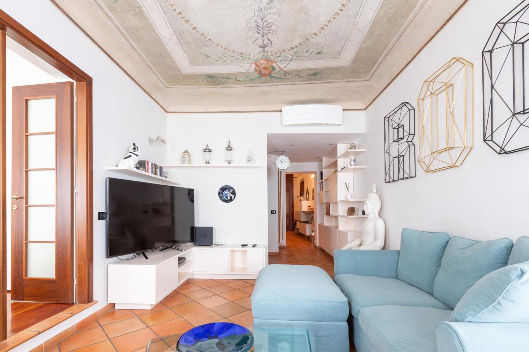 Cosy Two Bedroom Apartment Close To Navigli Милано Екстериор снимка