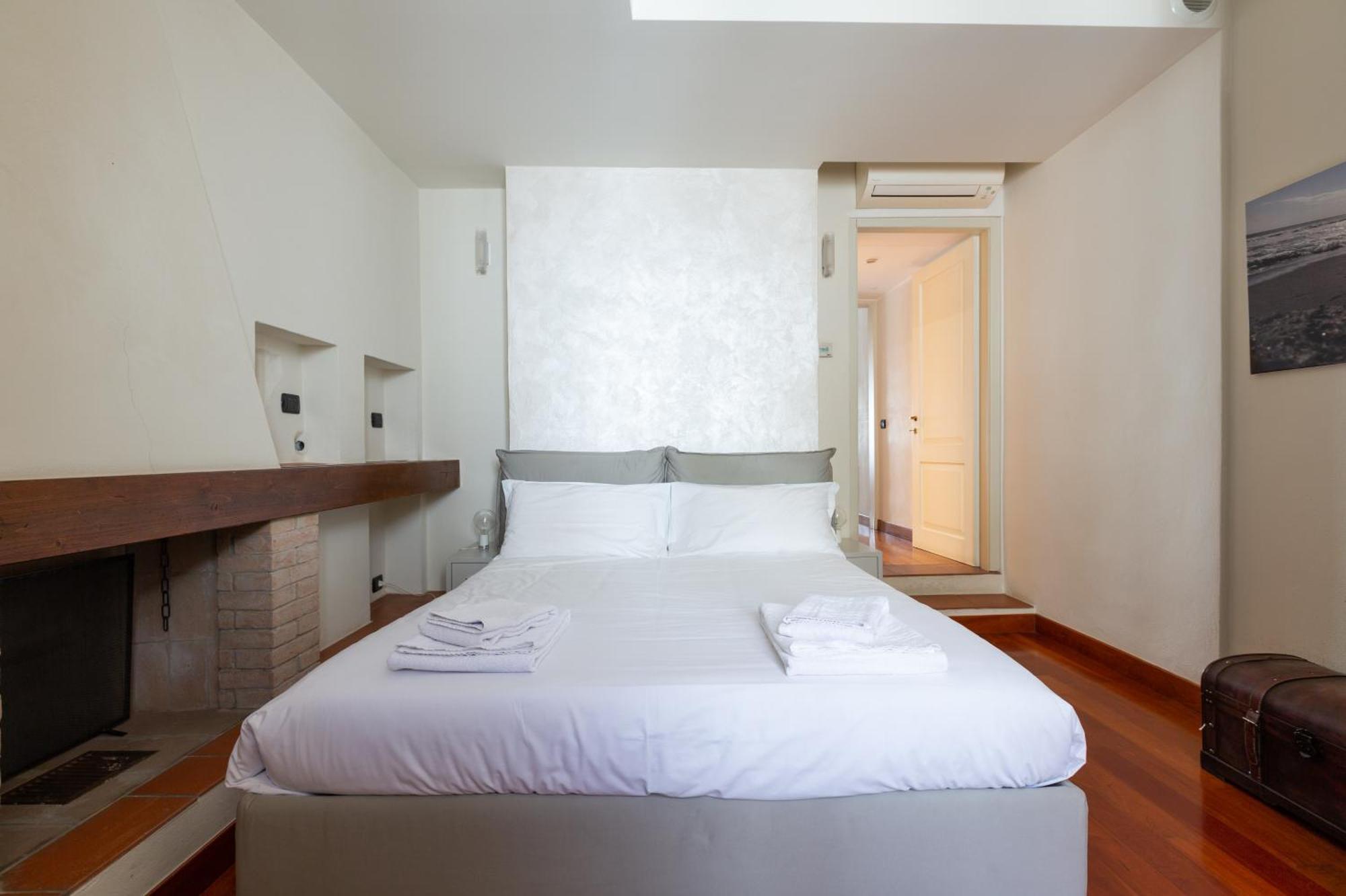 Cosy Two Bedroom Apartment Close To Navigli Милано Екстериор снимка