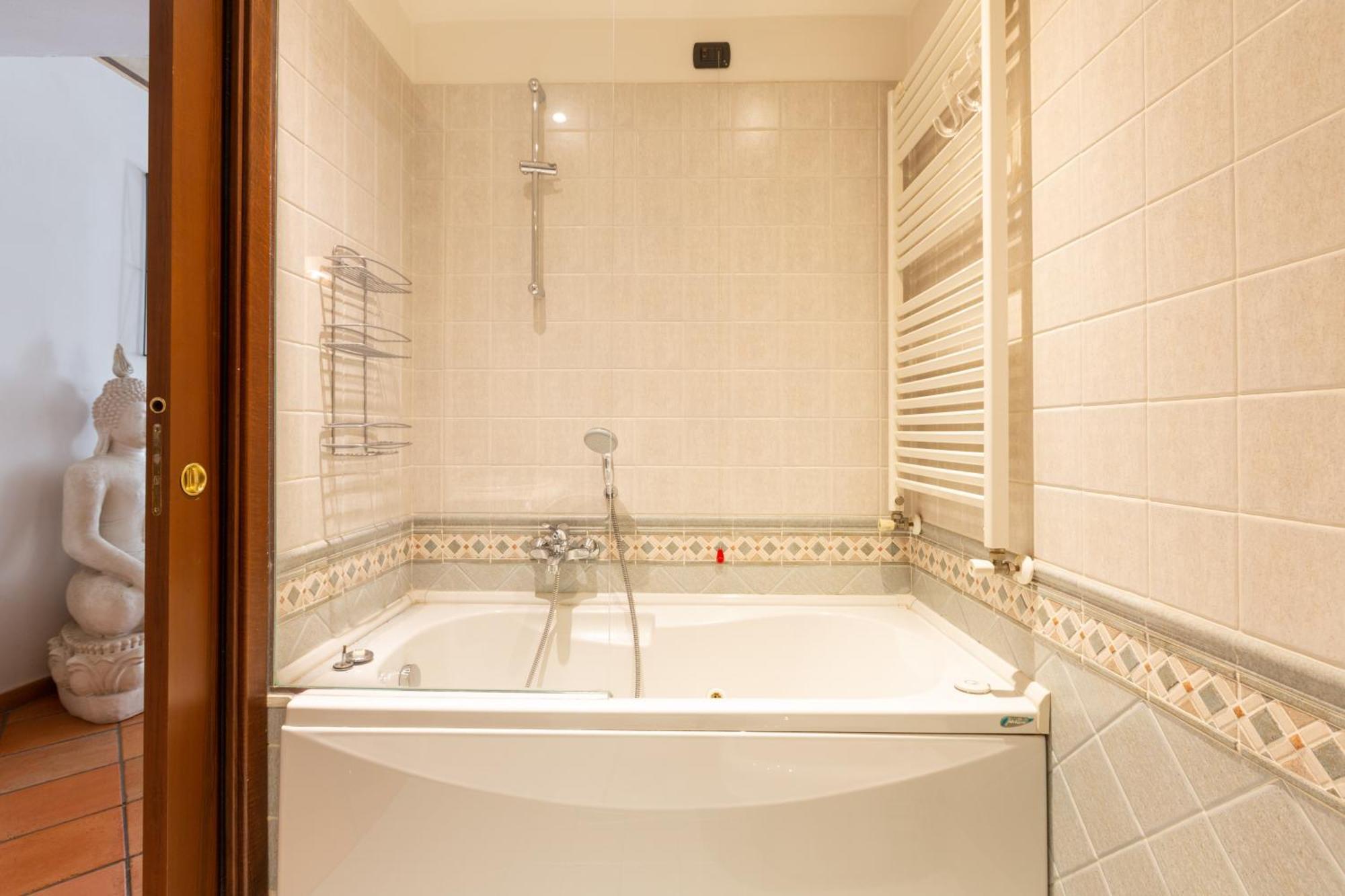 Cosy Two Bedroom Apartment Close To Navigli Милано Екстериор снимка