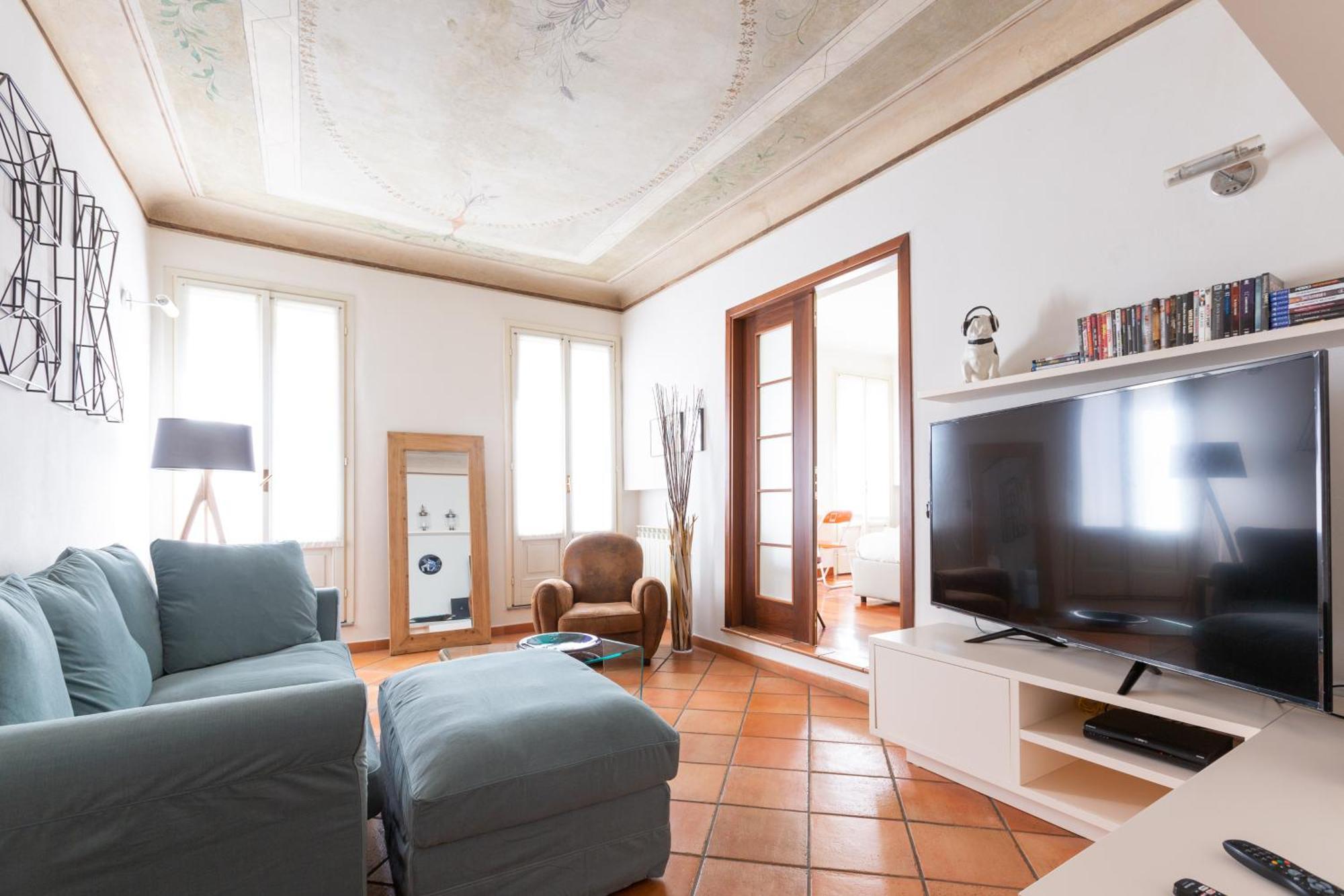 Cosy Two Bedroom Apartment Close To Navigli Милано Екстериор снимка