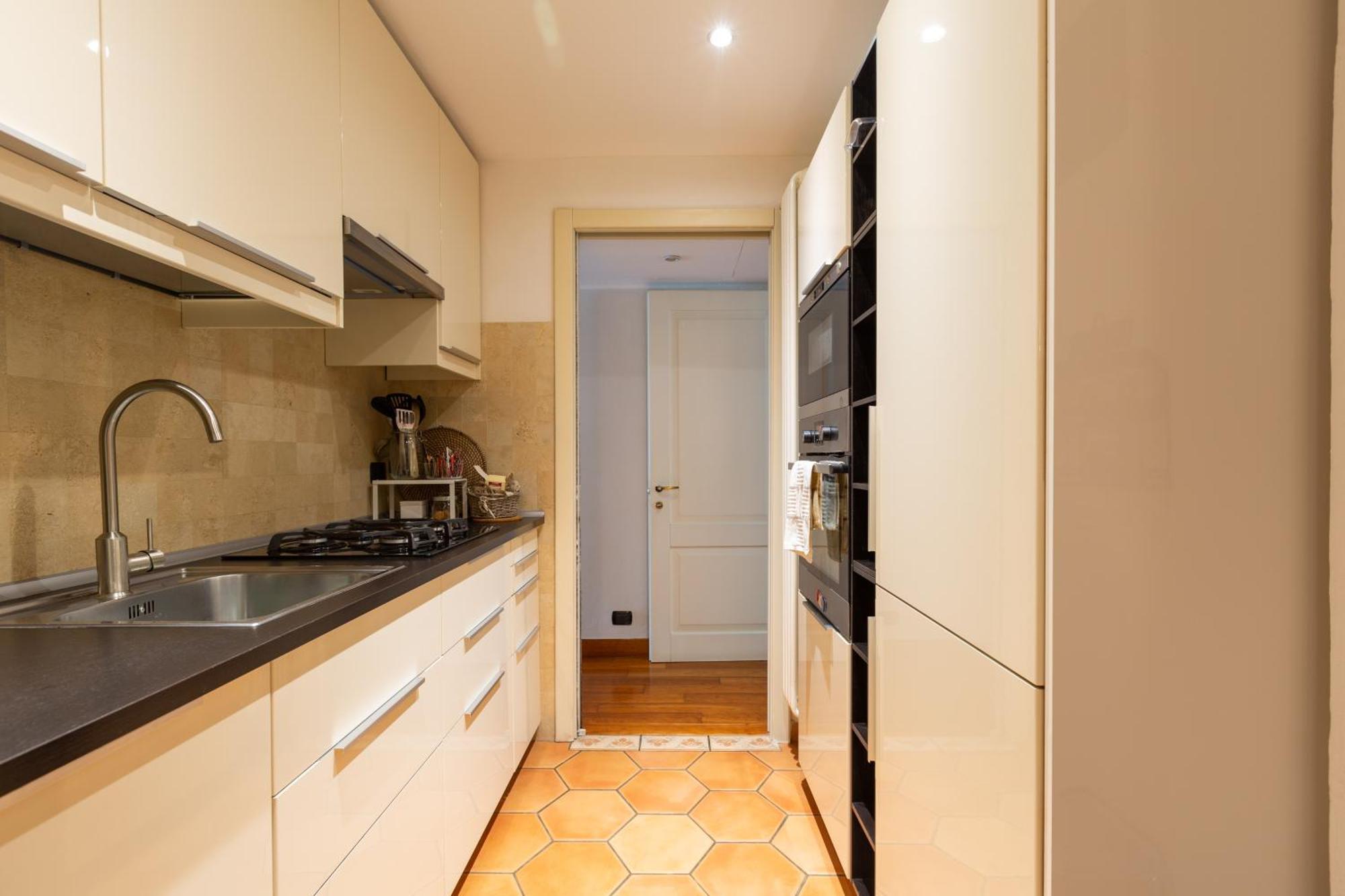 Cosy Two Bedroom Apartment Close To Navigli Милано Екстериор снимка